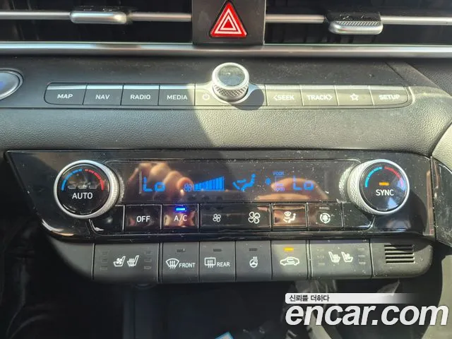 Hyundai Avante CN7 — Фото автомобиля 9
