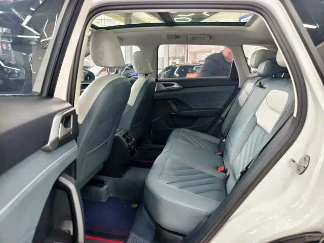 Volkswagen Tharu — Фото автомобиля 4
