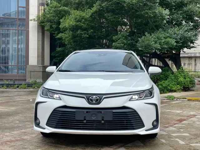 Toyota Corolla — Фото автомобиля 2