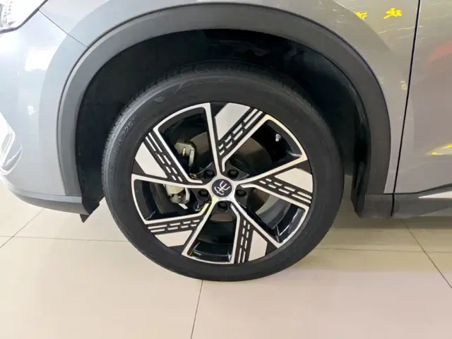 BYD Song Pro — Фото автомобиля 22