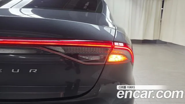 Hyundai Grandeur Premium — Фото автомобиля 23