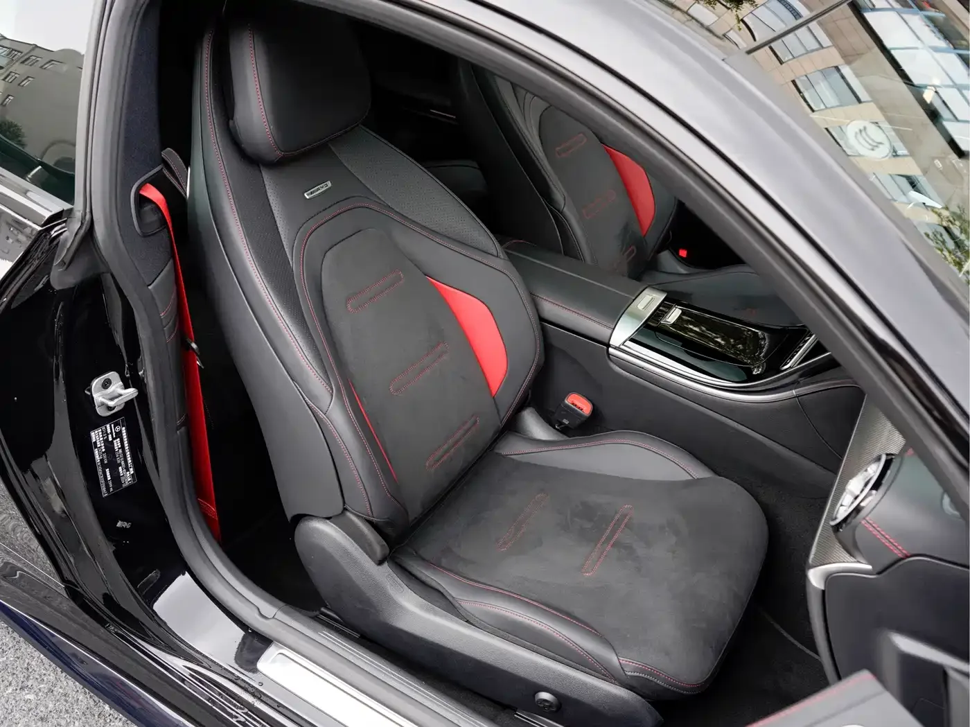 Mercedes-Benz Mercedes-AMG CLE 2025 AMG CLE 53 4MATIC+ Coupe — Фото автомобиля 16