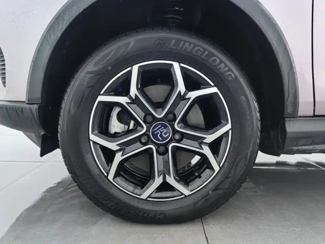 BYD Yuan Pro — Фото автомобиля 17
