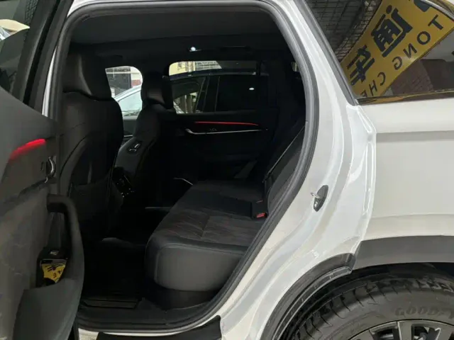 Geely Xingyue L — Фото автомобиля 14