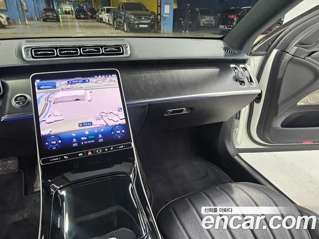 Mercedes-Benz S-Class — Фото автомобиля 8