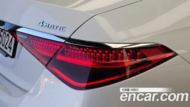 Mercedes-Benz S-Class — Фото автомобиля 23