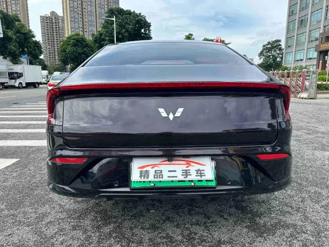 Wuling Starlight — Фото автомобиля 6