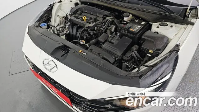 Hyundai AVANTE Avante (CN7) — Фото автомобиля 6