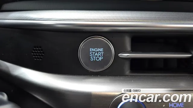 Hyundai Grandeur Grandeur (GN7) 2.5 Бензин 2WD — Фото автомобиля 25