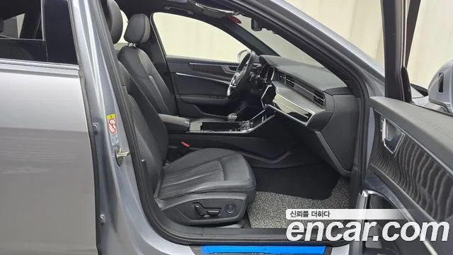 Audi A6 45 TFSI quattro Premium — Фото автомобиля 11
