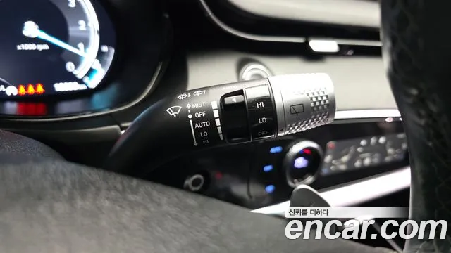 Genesis GV70 2.5T Бензин AWD — Фото автомобиля 29