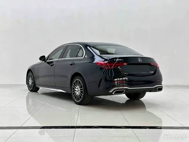 Mercedes-Benz C-Class — Фото автомобиля 5
