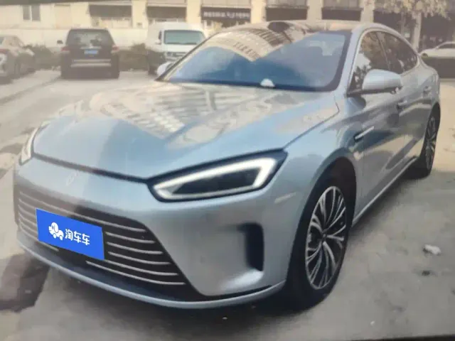 Фотография автомобиля — Aito M5