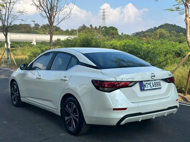 Nissan Sylphy — Фото автомобиля 9