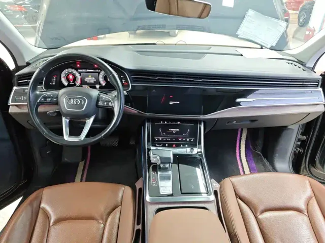 Audi Q7 — Фото автомобиля 5