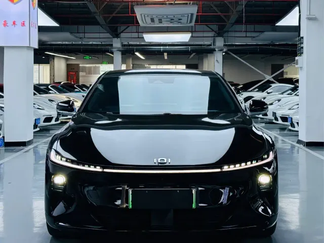 Changan Qiyuan A07 — Фото автомобиля 2