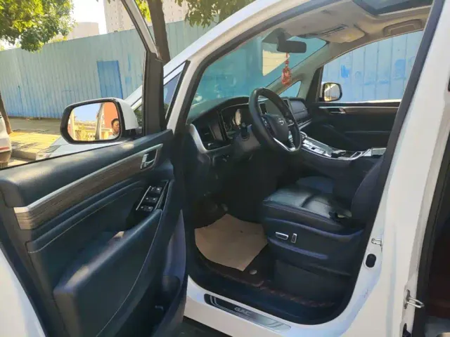 GAC Trumpchi M8 — Фото автомобиля 15