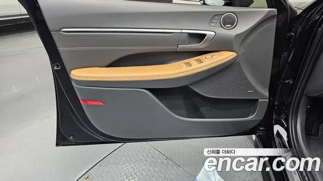 Hyundai Sonata Inspiration — Фото автомобиля 23