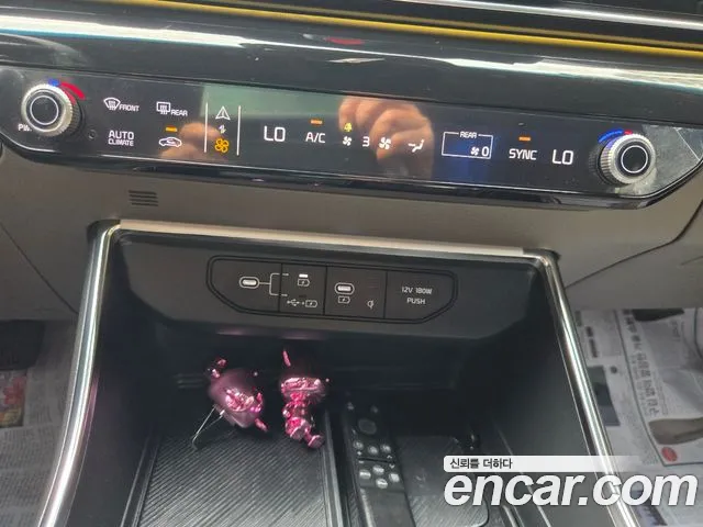 Kia Canival Новый Carnival 4 поколение Бензин 4 места Hi-Limousine — Фото автомобиля 15