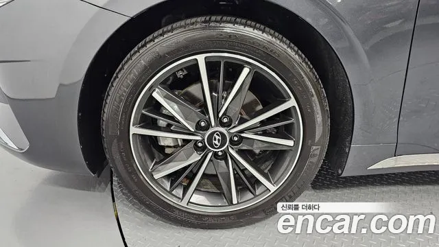 Hyundai Grandeur Новый Grandeur IG — Фото автомобиля 5