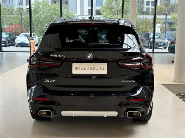 BMW X3 — Фото автомобиля 10