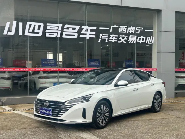 Фотография автомобиля — Nissan Teana