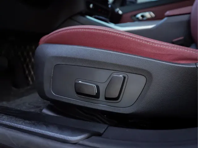 BMW 3 Series — Фото автомобиля 13