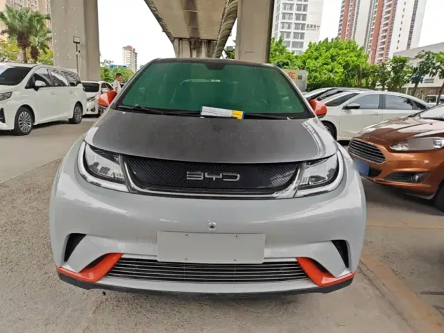 BYD Dolphin — Фото автомобиля 2