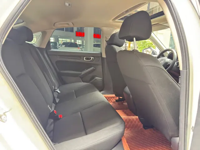 Honda Civic — Фото автомобиля 15