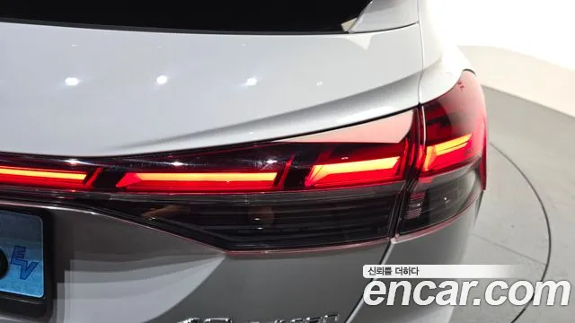 Audi Q4 e-tron — Фото автомобиля 23