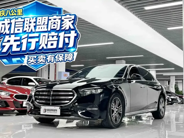 Фотография автомобиля — Mercedes-Benz E-Class