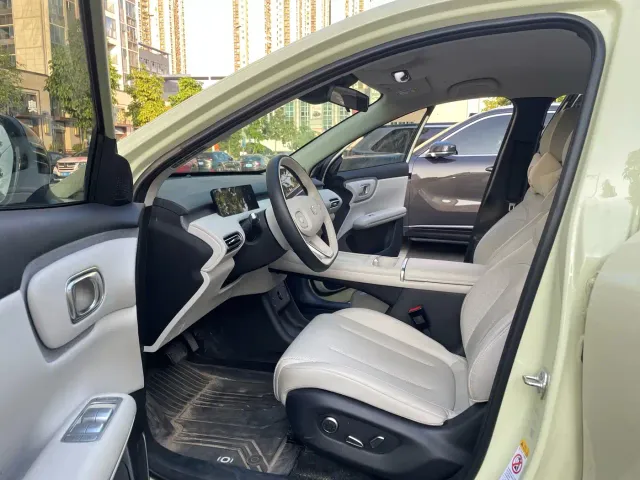 Changan Qiyuan Q05 — Фото автомобиля 6