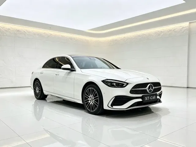 Mercedes-Benz C-Class — Фото автомобиля 3