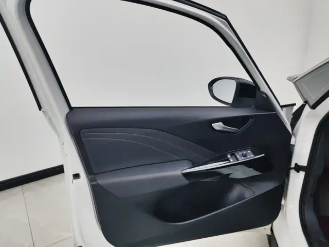 Volkswagen ID.3 — Фото автомобиля 7