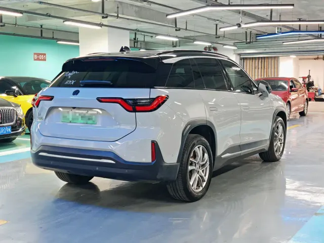 Nio ES6 — Фото автомобиля 15