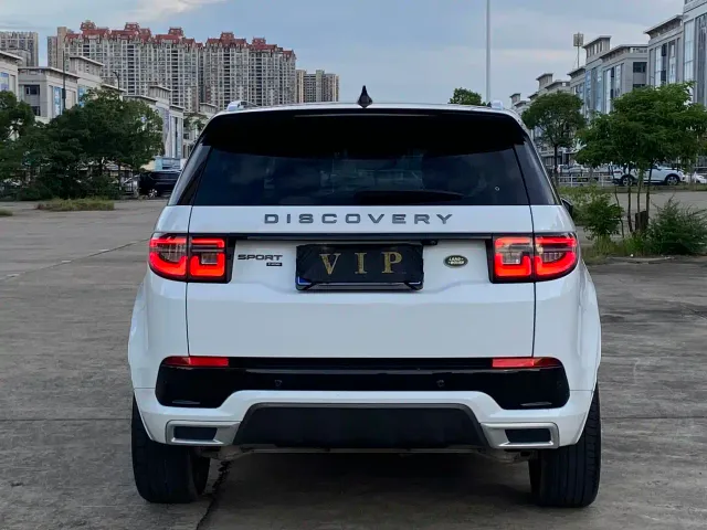 Land Rover Discovery Sport — Фото автомобиля 9