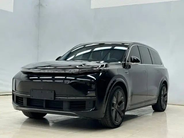Li Auto L9 — Фото автомобиля 3