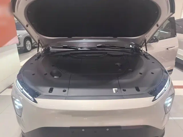 Nio EC7 — Фото автомобиля 15