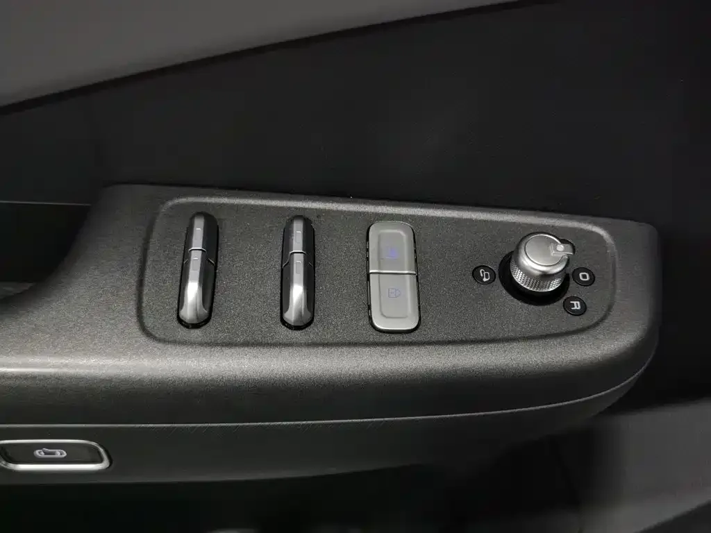 Dongfeng Yipai Nano 06 2025 Model 401 Pro — Фото автомобиля 9
