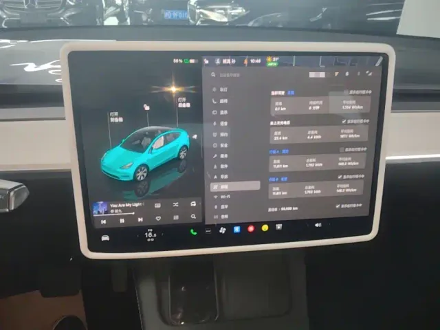 Tesla Model Y — Фото автомобиля 12