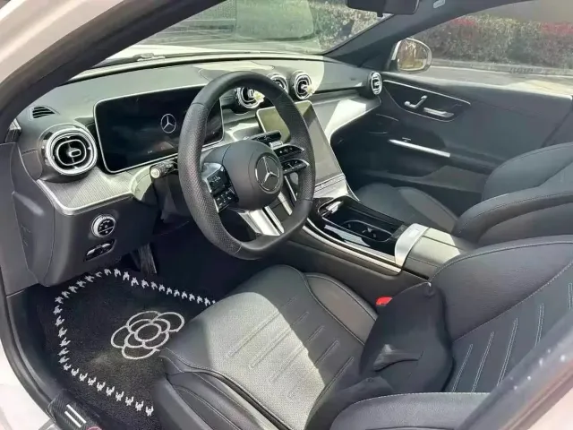 Mercedes-Benz C-Class — Фото автомобиля 7