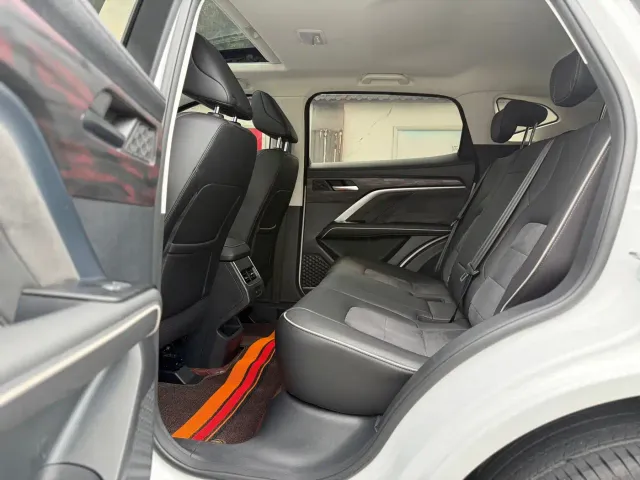 Haval H6 — Фото автомобиля 11