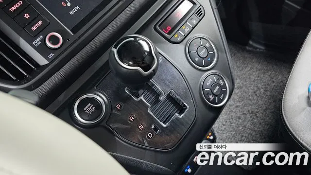 Kia RAY Новый Kia Ray Prestige — Фото автомобиля 9