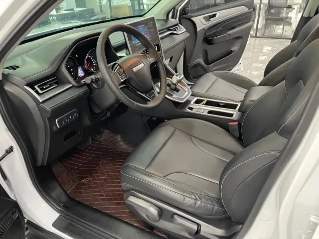 Haval M6 — Фото автомобиля 5
