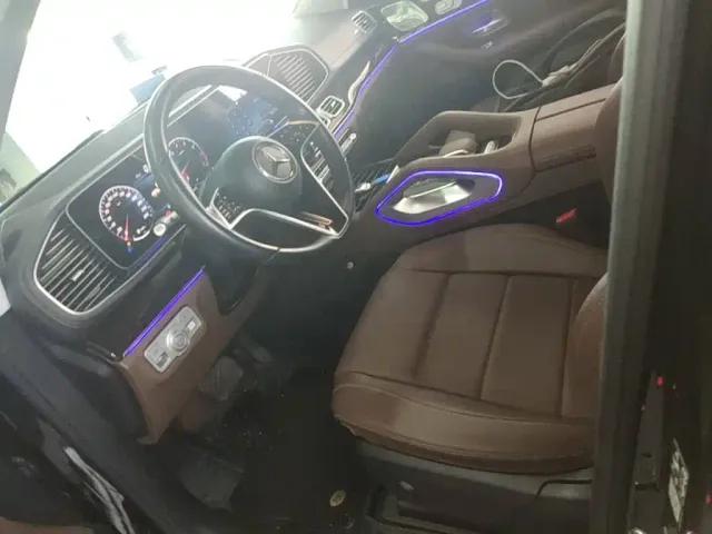 Mercedes-Benz GLE-Class — Фото автомобиля 14