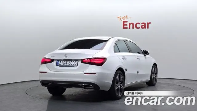 Mercedes-Benz A-Class — Фото автомобиля 2