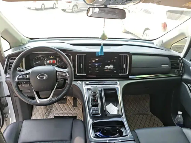 GAC Trumpchi M8 — Фото автомобиля 9