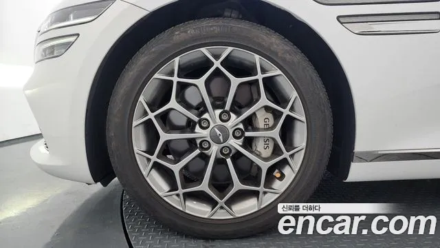 Genesis G80 Бензин 2.5 турбо 2WD — Фото автомобиля 5