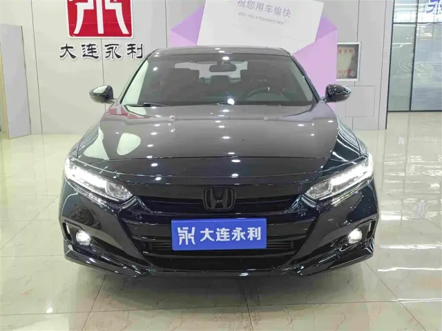 Honda Accord — Фото автомобиля 3