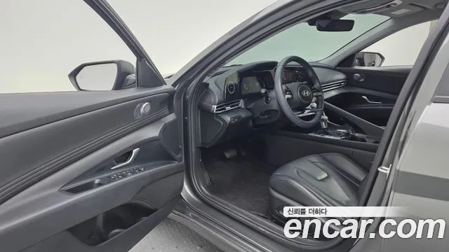 Hyundai Avante CN7 — Фото автомобиля 10